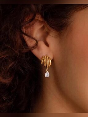 Diamond Hoop Earrings D195